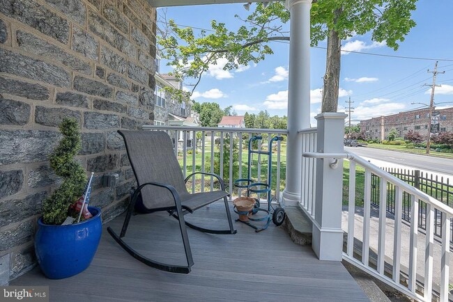 Photo - 7350 Ridge Ave