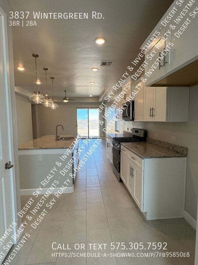 Photo - 3837 Wintergreen Rd