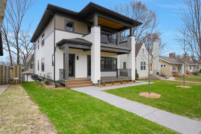 Photo - 4929 Ewing Ave S Unit 4927 -  3