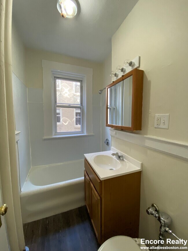 Photo - 1167 Boylston St Unidad 29