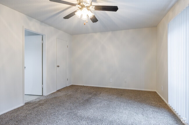 2BR , 2BA - 1,434SF - Bedroom