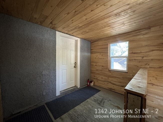 Photo - 1342 Johnson St NE Unit 2
