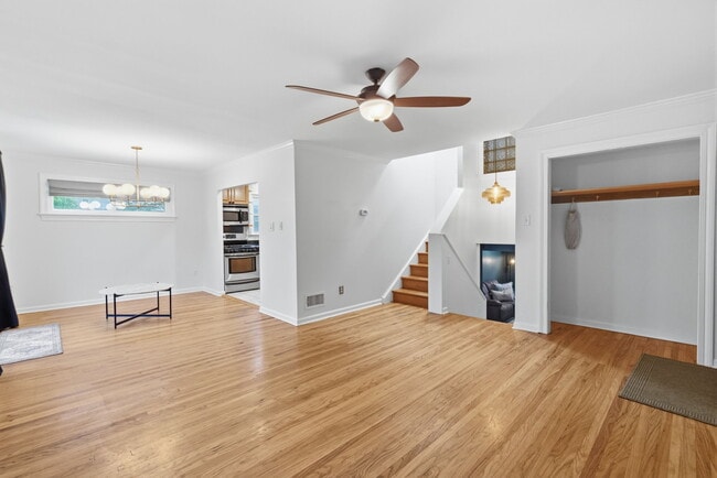 Photo - 300 Abbott Rd