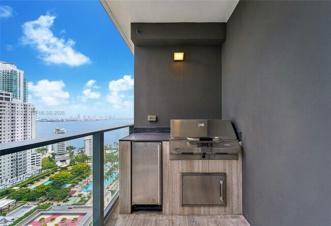 Photo - 1451 Brickell Ave Unit 2306
