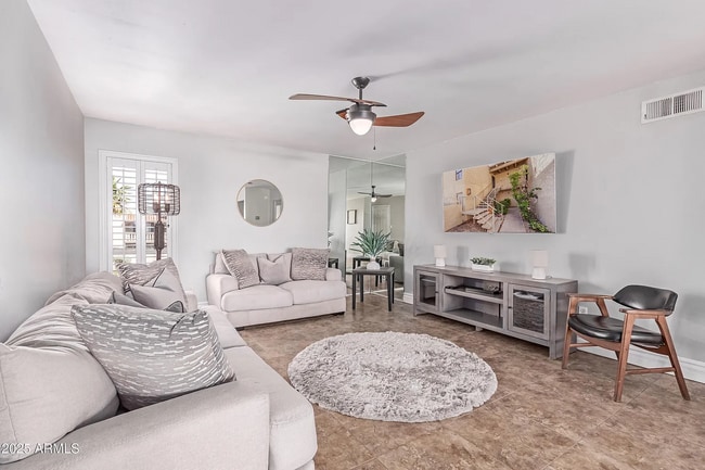 Photo - 4950 N Miller Rd Unit 212