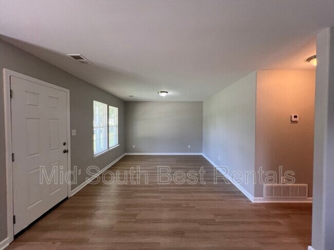 Photo - 3964 Dearborn St