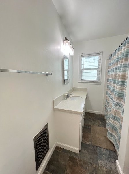 Photo - 12021 Louise Ave Unidad 2