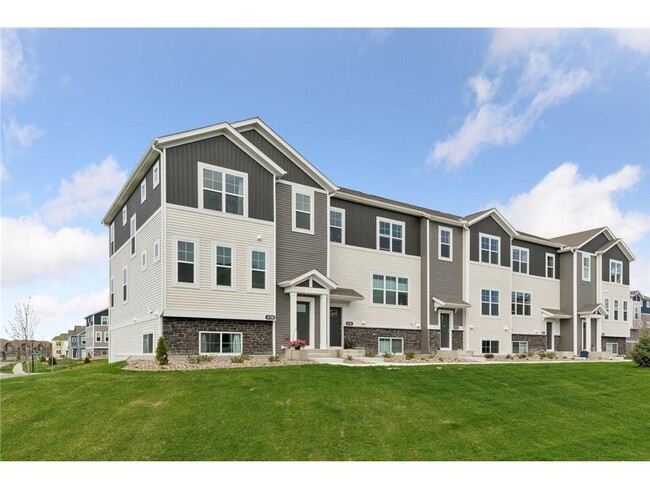 Photo - 4730 Bottlebrush Ln Townhome