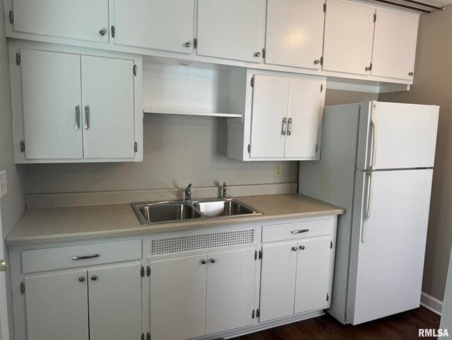 Photo - 3637 Johnson Ave