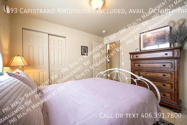 Photo - 893 Capistrano NW
