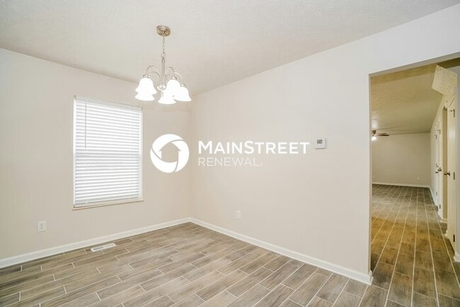 Photo - 3 Bedroom Pet-Friendly Home in PICKERINGTON, OH with Main Street Renewal