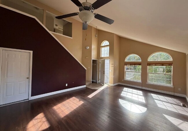 Photo - Large 6-Bedroom Home in Samish with a Fenced Yard