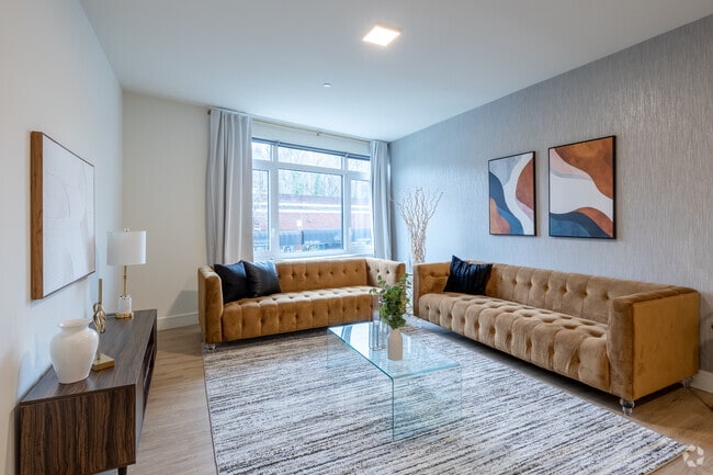 2BR 2BA - 1,204SF