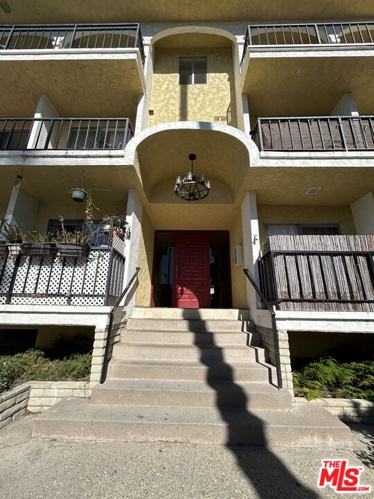 Photo - 1033 6th St Unit 304