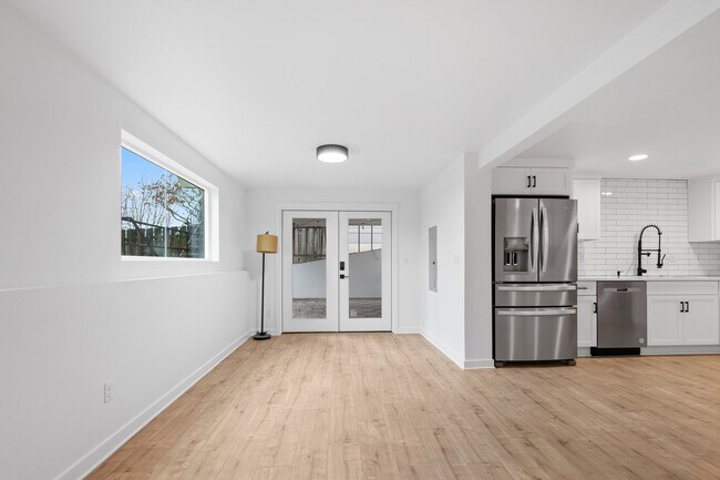 Photo - 14407 NE Fremont St