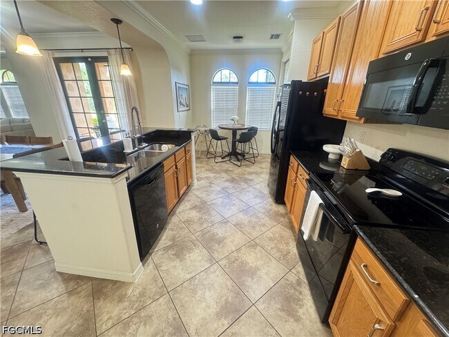 Photo - 11907 Nalda St