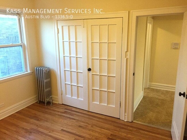 Photo - 1336.5 S Austin Blvd Unit 1336.5-D