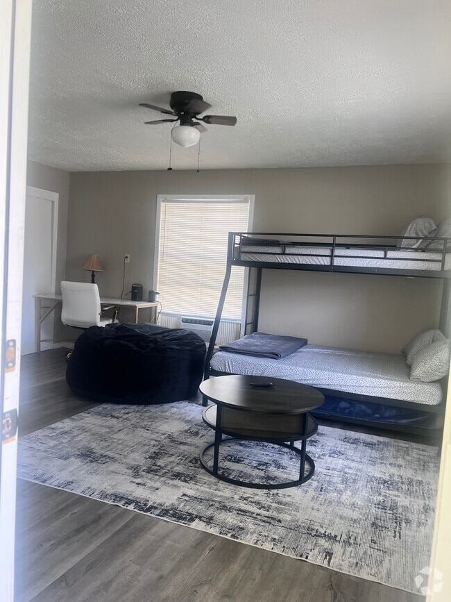 Building Photo - 4019 Garrow St Rental