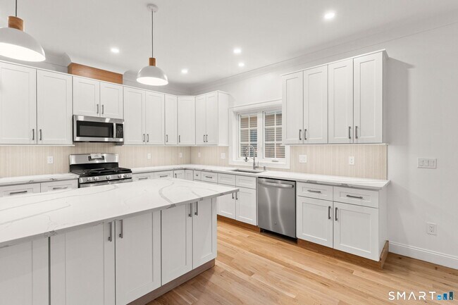 Photo - 100 New England Ave