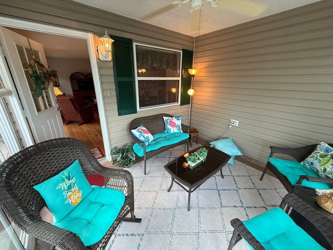 Photo - Charming SEASONAL 2+2 Villa in the Village of Sabal Chase