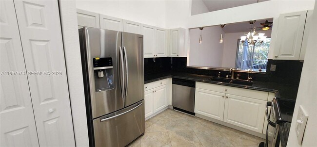 Photo - 7400 S Aragon Blvd