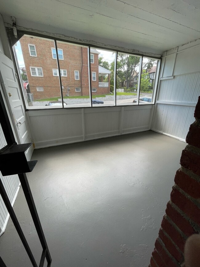 6612 14th St NW Unit #2