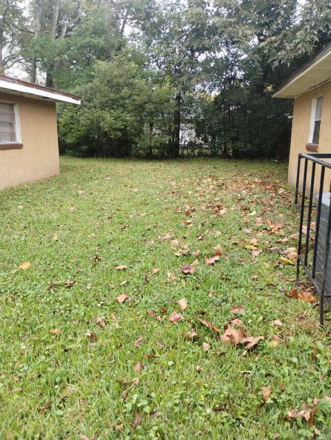 Photo - Nolan Street Duplex Unidad 3057 Nolan Street