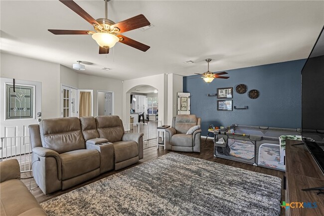 Photo - 606 Lantana St