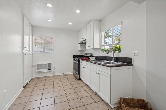 Photo - The Villas at Whittier