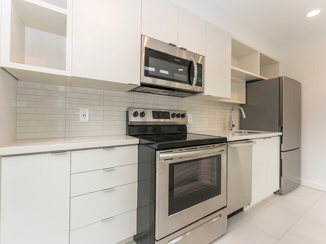 Photo - 2291 NW Glisan St