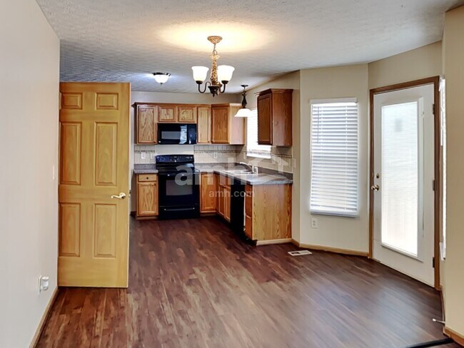 Photo - 5734 Cedar Lawn Dr