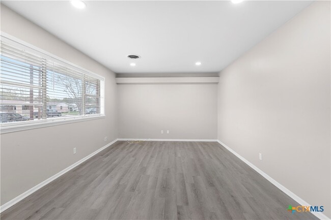 Photo - 273 Meadow Ave