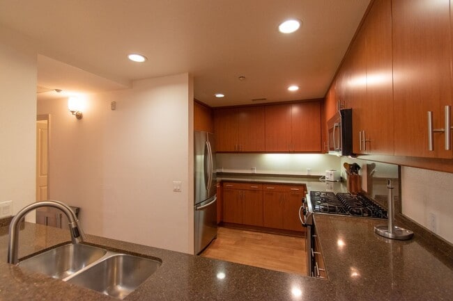 10745 N De Anza Blvd Unit 210