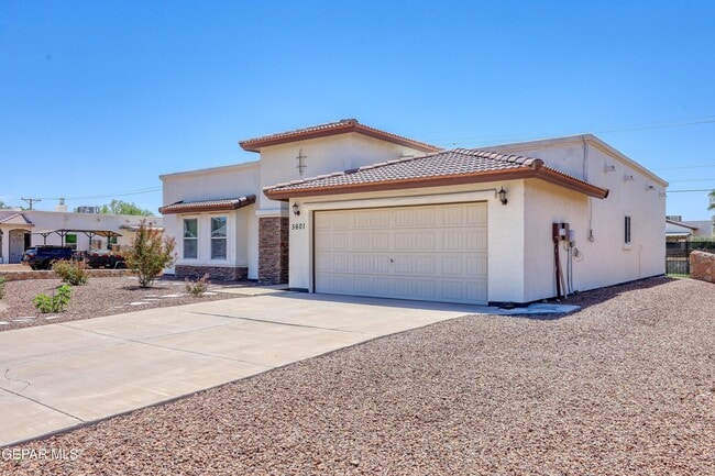 Photo - 5601 Valley Maple Dr