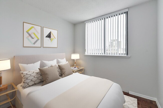 Photo - 250 St George St Unité 00302