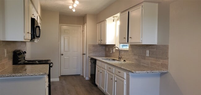 Photo - 22102 Calderbrook Dr