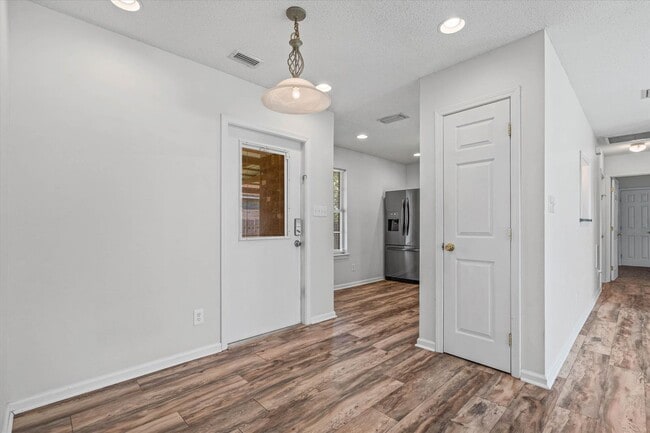 Photo - AVAILABLE FULL BRICK IN ROBERTSDALE