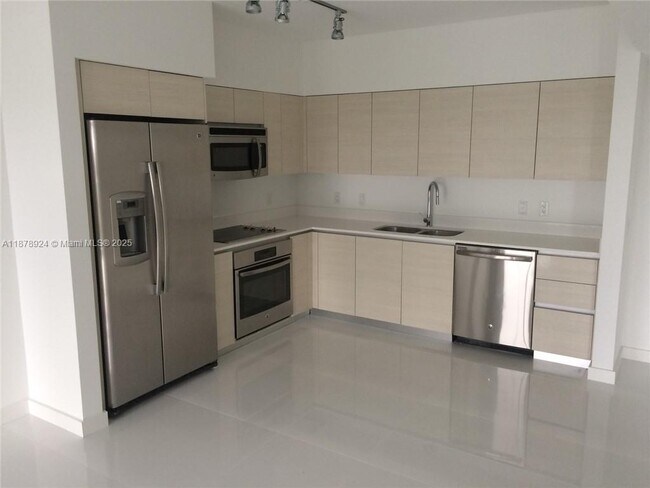 Photo - 4250 Biscayne Blvd Unidad 915