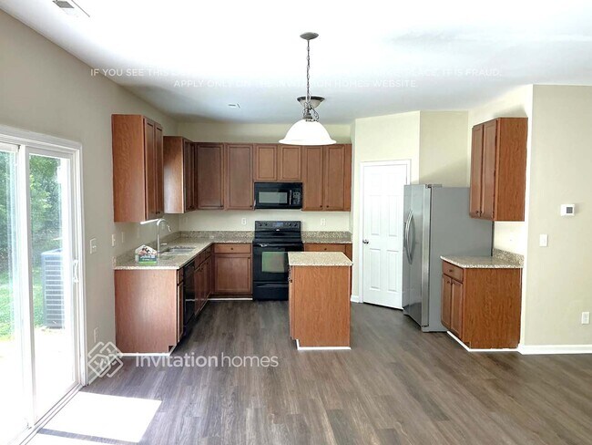 Photo - 7112 Bear Grass Ln