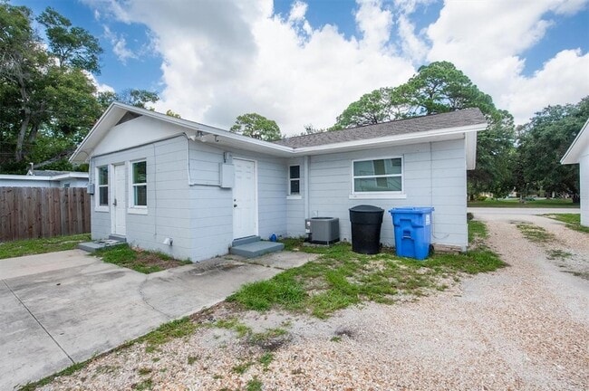 Photo - 5442 9th Ave N
