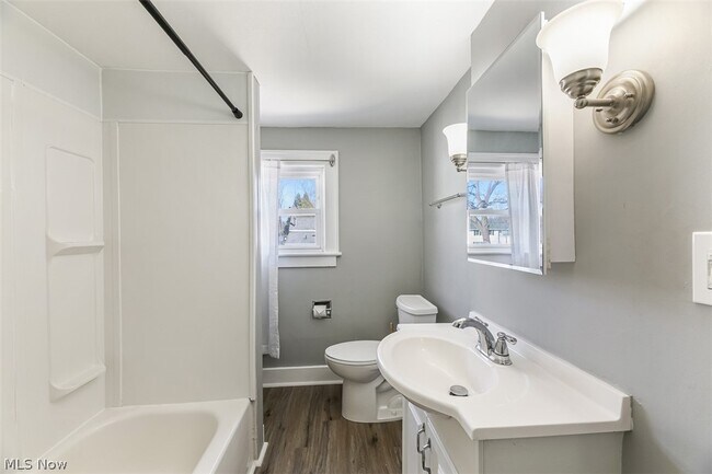 Photo - 85 Maple Dr