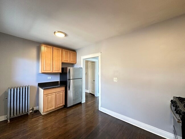 Photo - 3602 W Sunnyside Ave Unit 4