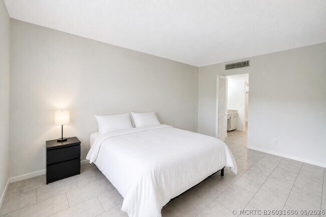 Photo - 6300 NW 62nd St Unit 308