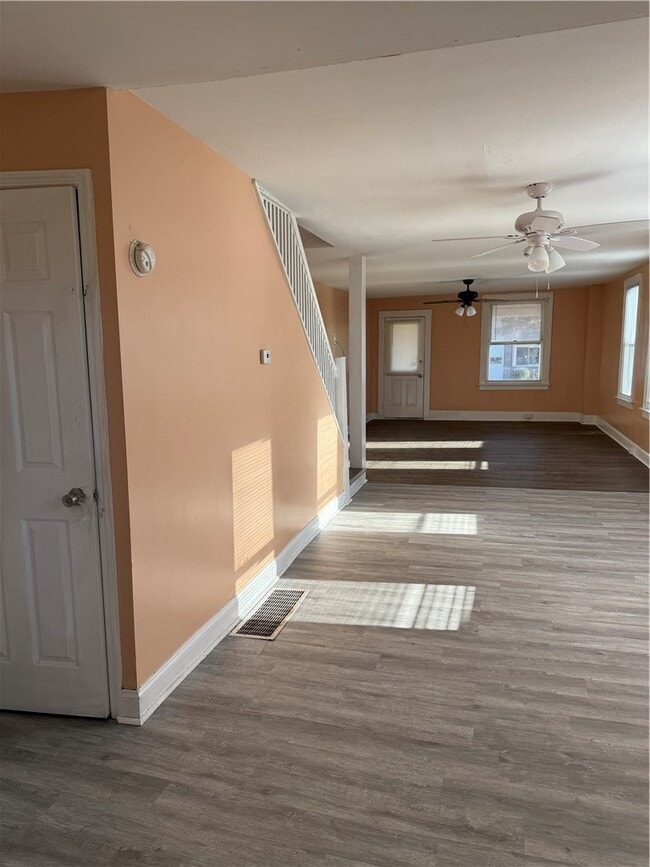 Photo - 106 W 2nd St