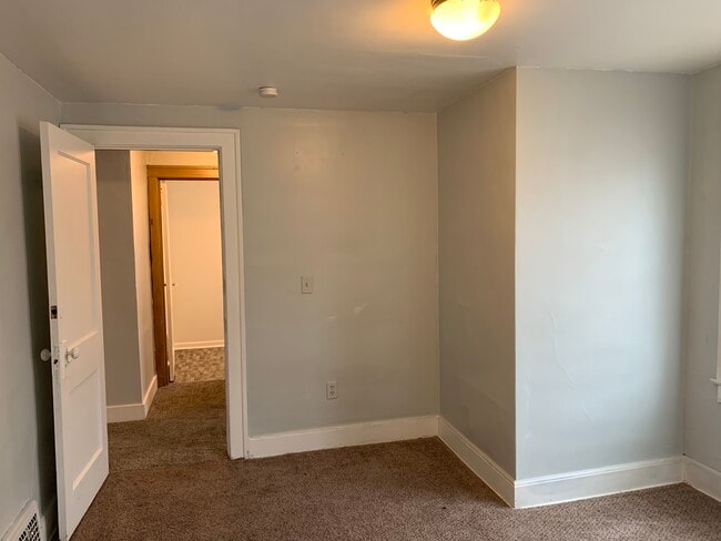 Photo - 720 Roselawn Ave