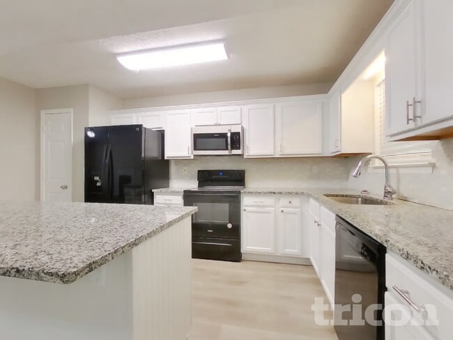 Photo - 2211 Ashton Dr