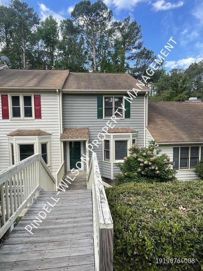 Building Photo - 6527 English Oaks Dr