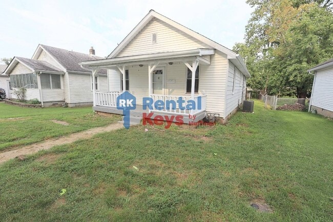 Photo - 112 N Woods Ave