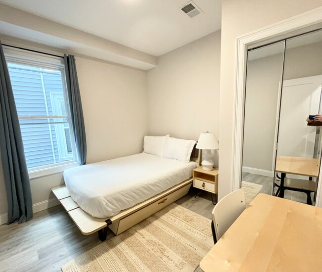 Photo - 23 Newport St Unit 2