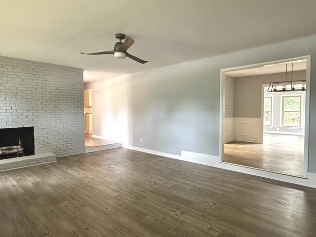 Photo - 3024 Brechin Rd
